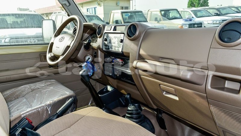 Big with watermark toyota land cruiser dushanbe import dubai 3049