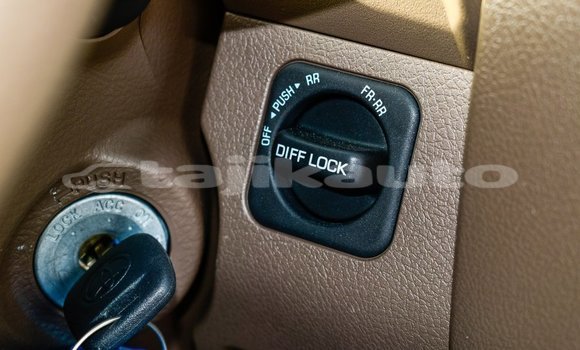 Buy Import Toyota Land Cruiser Beige Car in Import - Dubai in Dushanbe Buy Import Toyota Land Cruiser Beige Car in Import - Dubai in Dushanbe