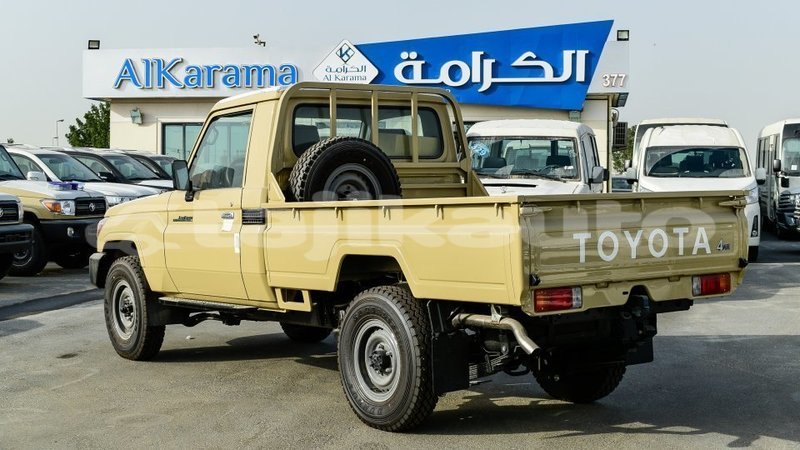 Big with watermark toyota land cruiser dushanbe import dubai 3049