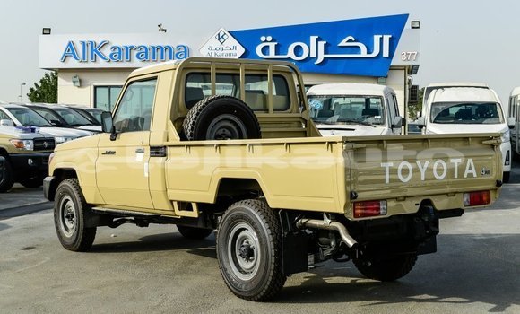 Buy Import Toyota Land Cruiser Beige Car in Import - Dubai in Dushanbe Buy Import Toyota Land Cruiser Beige Car in Import - Dubai in Dushanbe