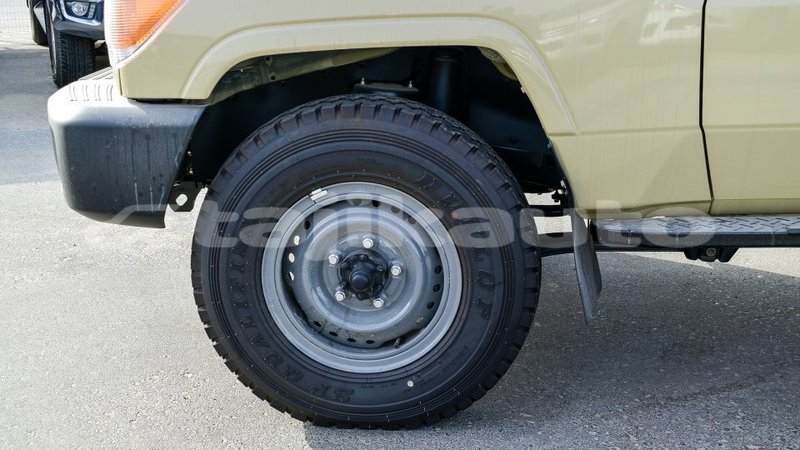 Big with watermark toyota land cruiser dushanbe import dubai 3049