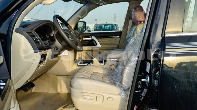 Big with watermark toyota land cruiser dushanbe import dubai 3050