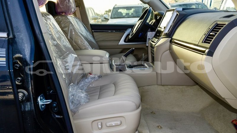 Big with watermark toyota land cruiser dushanbe import dubai 3050