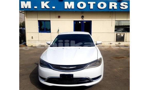 Buy Import Chrysler 200 White Car in Import - Dubai in Dushanbe
