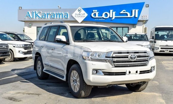 Buy Import Toyota Land Cruiser White Car in Import - Dubai in Dushanbe Buy Import Toyota Land Cruiser White Car in Import - Dubai in Dushanbe