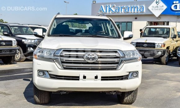 Buy Import Toyota Land Cruiser White Car in Import - Dubai in Dushanbe Buy Import Toyota Land Cruiser White Car in Import - Dubai in Dushanbe
