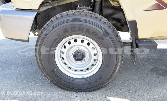 Buy Import Toyota Land Cruiser Beige Car in Import - Dubai in Dushanbe Buy Import Toyota Land Cruiser Beige Car in Import - Dubai in Dushanbe
