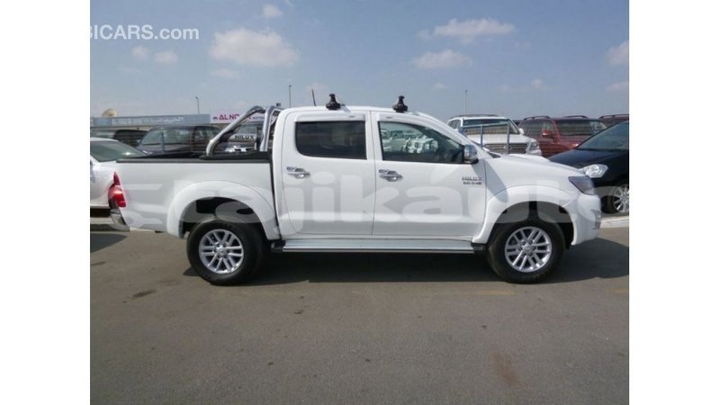 Big with watermark toyota hilux dushanbe import dubai 3062