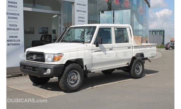 Buy Import Toyota Land Cruiser White Car in Import - Dubai in Dushanbe Buy Import Toyota Land Cruiser White Car in Import - Dubai in Dushanbe