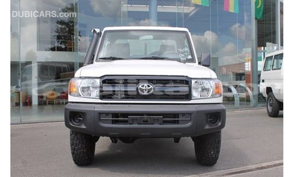 Buy Import Toyota Land Cruiser White Car in Import - Dubai in Dushanbe Buy Import Toyota Land Cruiser White Car in Import - Dubai in Dushanbe