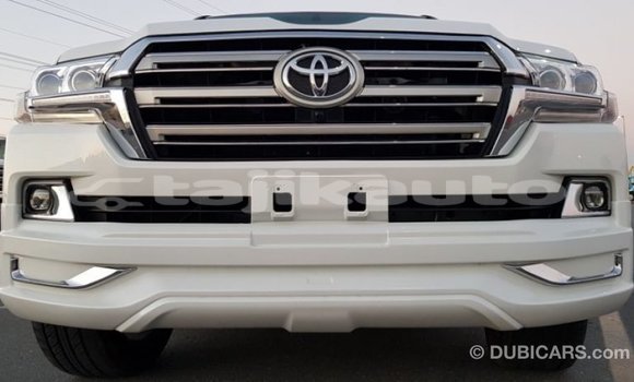 Buy Import Toyota Land Cruiser White Car in Import - Dubai in Dushanbe Buy Import Toyota Land Cruiser White Car in Import - Dubai in Dushanbe