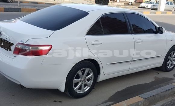 Buy Used Toyota Camry White Car in Dushanbe in Dushanbe Buy Used Toyota Camry White Car in Dushanbe in Dushanbe