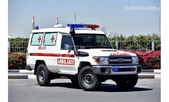 Buy Import Toyota Land Cruiser White Car in Import - Dubai in Dushanbe Buy Import Toyota Land Cruiser White Car in Import - Dubai in Dushanbe
