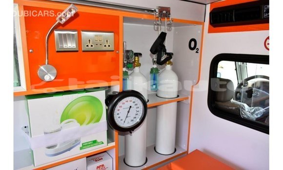 Buy Import Toyota Land Cruiser White Car in Import - Dubai in Dushanbe Buy Import Toyota Land Cruiser White Car in Import - Dubai in Dushanbe