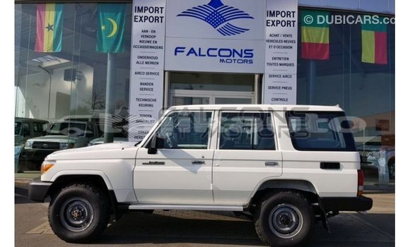 Buy Import Toyota Land Cruiser White Car in Import - Dubai in Dushanbe Buy Import Toyota Land Cruiser White Car in Import - Dubai in Dushanbe
