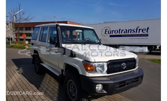 Buy Import Toyota Land Cruiser White Car in Import - Dubai in Dushanbe Buy Import Toyota Land Cruiser White Car in Import - Dubai in Dushanbe