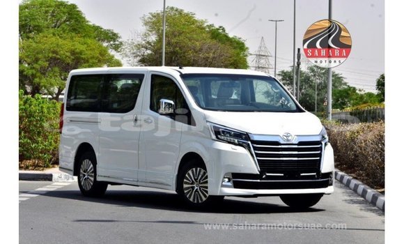 Buy Import Toyota Granvia White Car in Import - Dubai in Dushanbe Buy Import Toyota Granvia White Car in Import - Dubai in Dushanbe