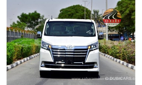 Buy Import Toyota Granvia White Car in Import - Dubai in Dushanbe Buy Import Toyota Granvia White Car in Import - Dubai in Dushanbe
