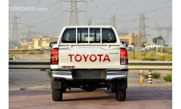 Buy Import Toyota Hilux White Car in Import - Dubai in Dushanbe Buy Import Toyota Hilux White Car in Import - Dubai in Dushanbe