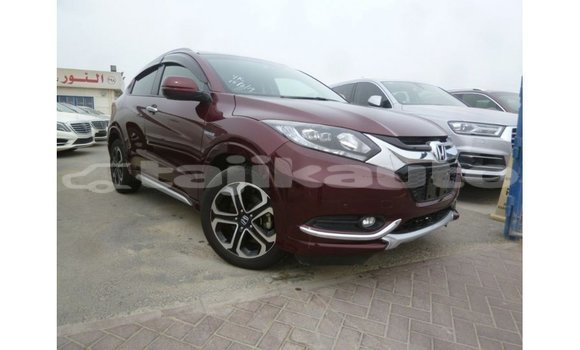 Buy Import Honda Vezel Red Car in Import - Dubai in Dushanbe