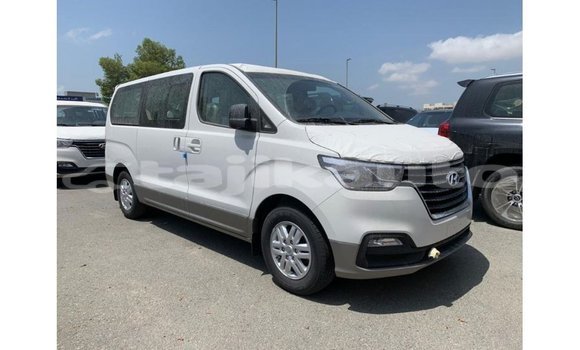 Buy Import Hyundai Accent White Car in Import - Dubai in Dushanbe Buy Import Hyundai Accent White Car in Import - Dubai in Dushanbe