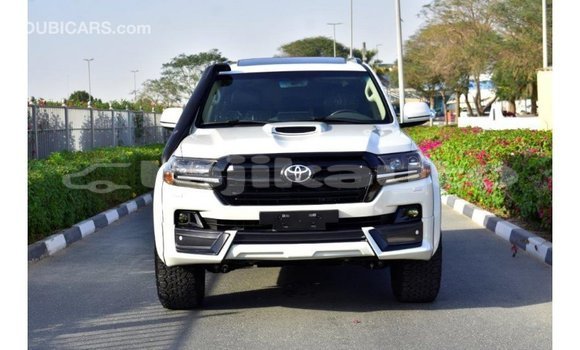 Buy Import Toyota Land Cruiser White Car in Import - Dubai in Dushanbe Buy Import Toyota Land Cruiser White Car in Import - Dubai in Dushanbe