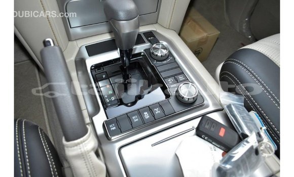 Buy Import Toyota Land Cruiser White Car in Import - Dubai in Dushanbe Buy Import Toyota Land Cruiser White Car in Import - Dubai in Dushanbe
