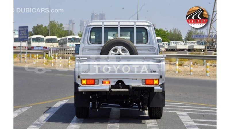 Big with watermark toyota land cruiser dushanbe import dubai 3153