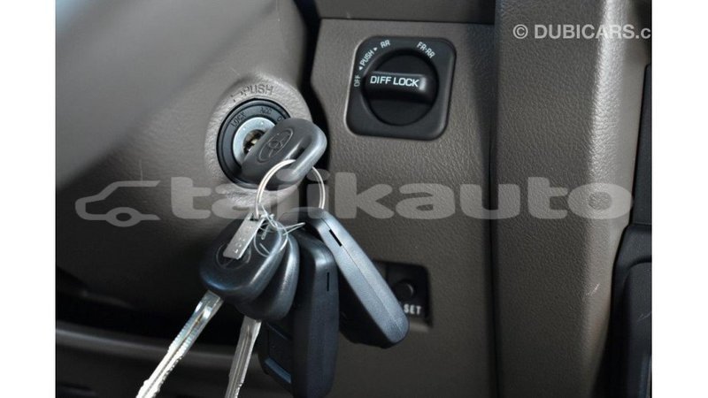 Big with watermark toyota land cruiser dushanbe import dubai 3154
