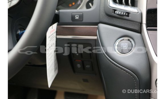 Buy Import Toyota Land Cruiser White Car in Import - Dubai in Dushanbe Buy Import Toyota Land Cruiser White Car in Import - Dubai in Dushanbe