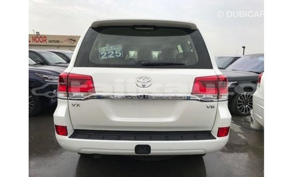 Buy Import Toyota Land Cruiser White Car in Import - Dubai in Dushanbe Buy Import Toyota Land Cruiser White Car in Import - Dubai in Dushanbe