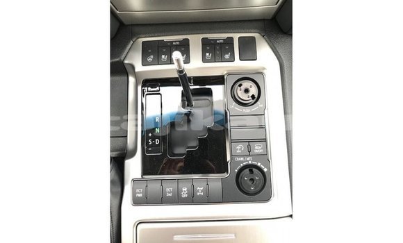 Buy Import Toyota Land Cruiser White Car in Import - Dubai in Dushanbe Buy Import Toyota Land Cruiser White Car in Import - Dubai in Dushanbe