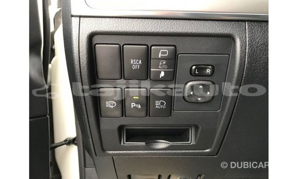 Buy Import Toyota Land Cruiser White Car in Import - Dubai in Dushanbe Buy Import Toyota Land Cruiser White Car in Import - Dubai in Dushanbe