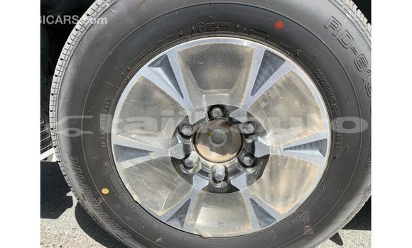 Buy Import Toyota Hiace White Car in Import - Dubai in Dushanbe Buy Import Toyota Hiace White Car in Import - Dubai in Dushanbe