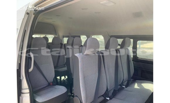 Buy Import Toyota Hiace White Car in Import - Dubai in Dushanbe Buy Import Toyota Hiace White Car in Import - Dubai in Dushanbe