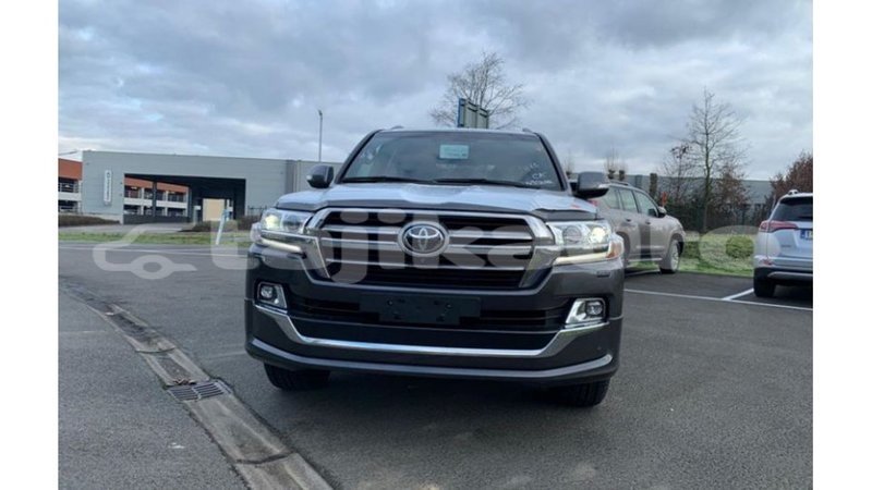 Big with watermark toyota land cruiser dushanbe import dubai 3171