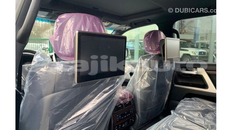 Big with watermark toyota land cruiser dushanbe import dubai 3171