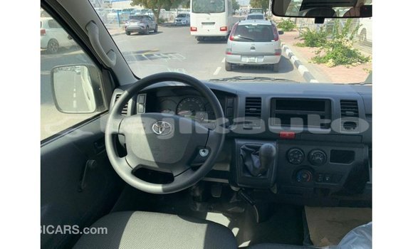 Buy Import Toyota Hiace White Car in Import - Dubai in Dushanbe Buy Import Toyota Hiace White Car in Import - Dubai in Dushanbe