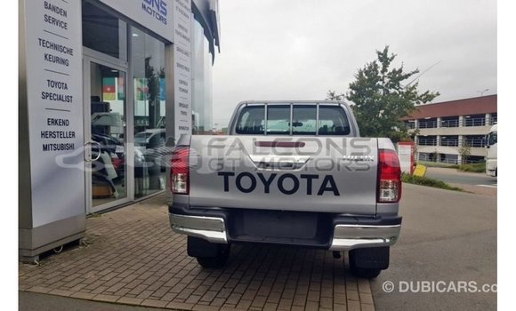 Buy Import Toyota Hilux Brown Car in Import - Dubai in Dushanbe Buy Import Toyota Hilux Brown Car in Import - Dubai in Dushanbe