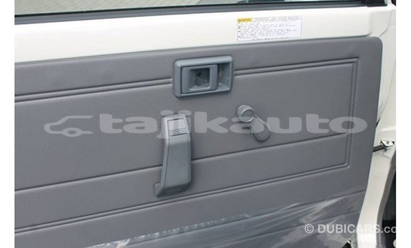 Buy Import Toyota Land Cruiser White Car in Import - Dubai in Dushanbe Buy Import Toyota Land Cruiser White Car in Import - Dubai in Dushanbe