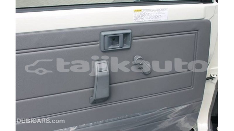 Big with watermark toyota land cruiser dushanbe import dubai 3186