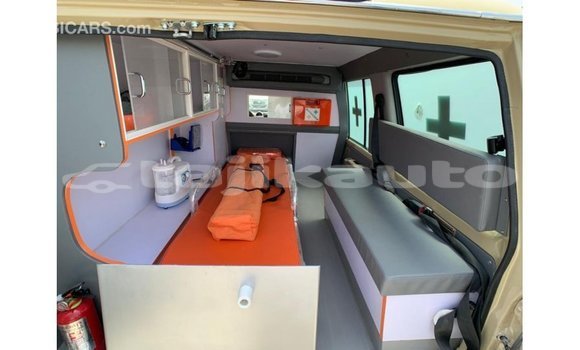 Buy Import Toyota Land Cruiser Beige Car in Import - Dubai in Dushanbe Buy Import Toyota Land Cruiser Beige Car in Import - Dubai in Dushanbe