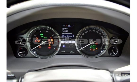 Buy Import Toyota Land Cruiser White Car in Import - Dubai in Dushanbe Buy Import Toyota Land Cruiser White Car in Import - Dubai in Dushanbe