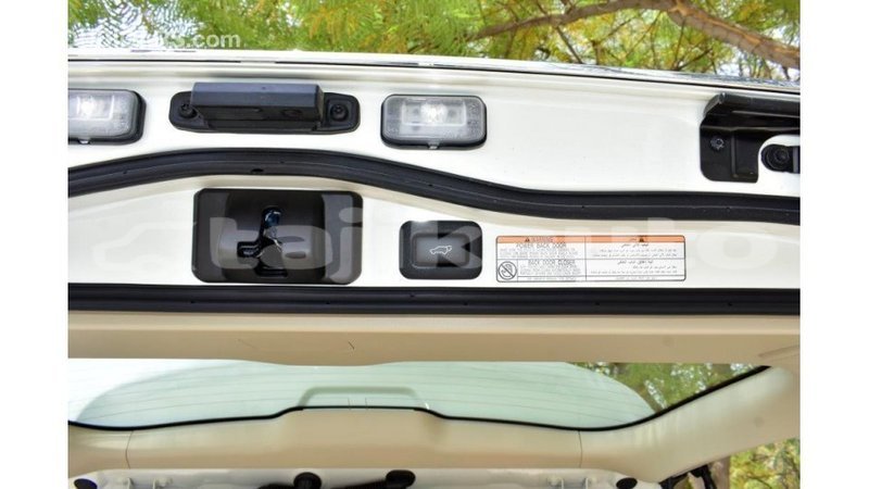 Big with watermark toyota land cruiser dushanbe import dubai 3192