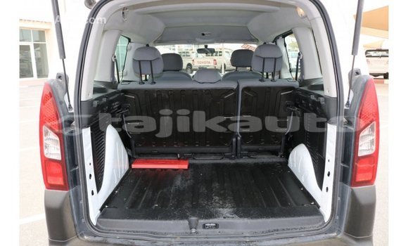 Buy Import Peugeot Partner White Car in Import - Dubai in Dushanbe