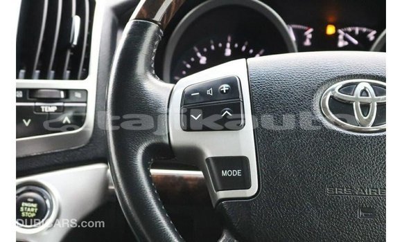 Buy Import Toyota Land Cruiser White Car in Import - Dubai in Dushanbe Buy Import Toyota Land Cruiser White Car in Import - Dubai in Dushanbe