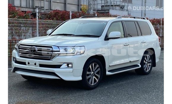 Buy Import Toyota Land Cruiser White Car in Import - Dubai in Dushanbe Buy Import Toyota Land Cruiser White Car in Import - Dubai in Dushanbe