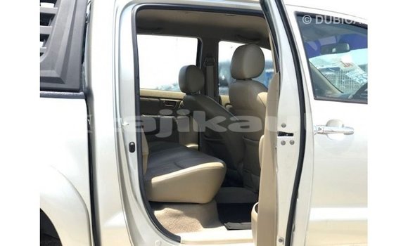 Buy Import Toyota Hilux Other Car in Import - Dubai in Dushanbe Buy Import Toyota Hilux Other Car in Import - Dubai in Dushanbe