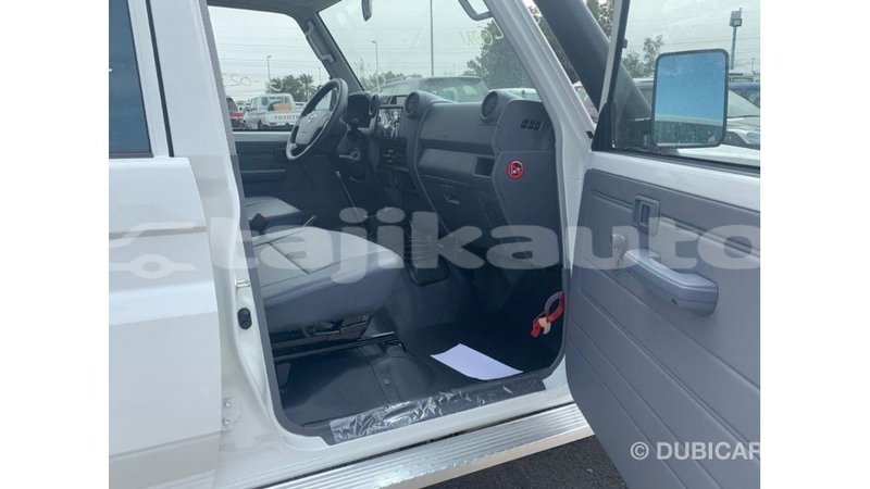 Big with watermark toyota land cruiser dushanbe import dubai 3225
