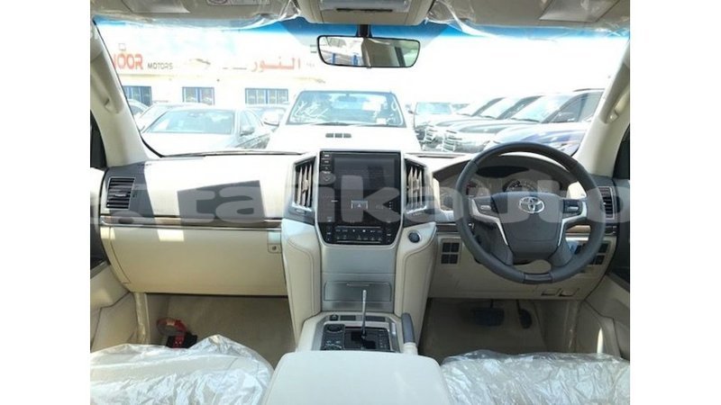 Big with watermark toyota land cruiser dushanbe import dubai 3226